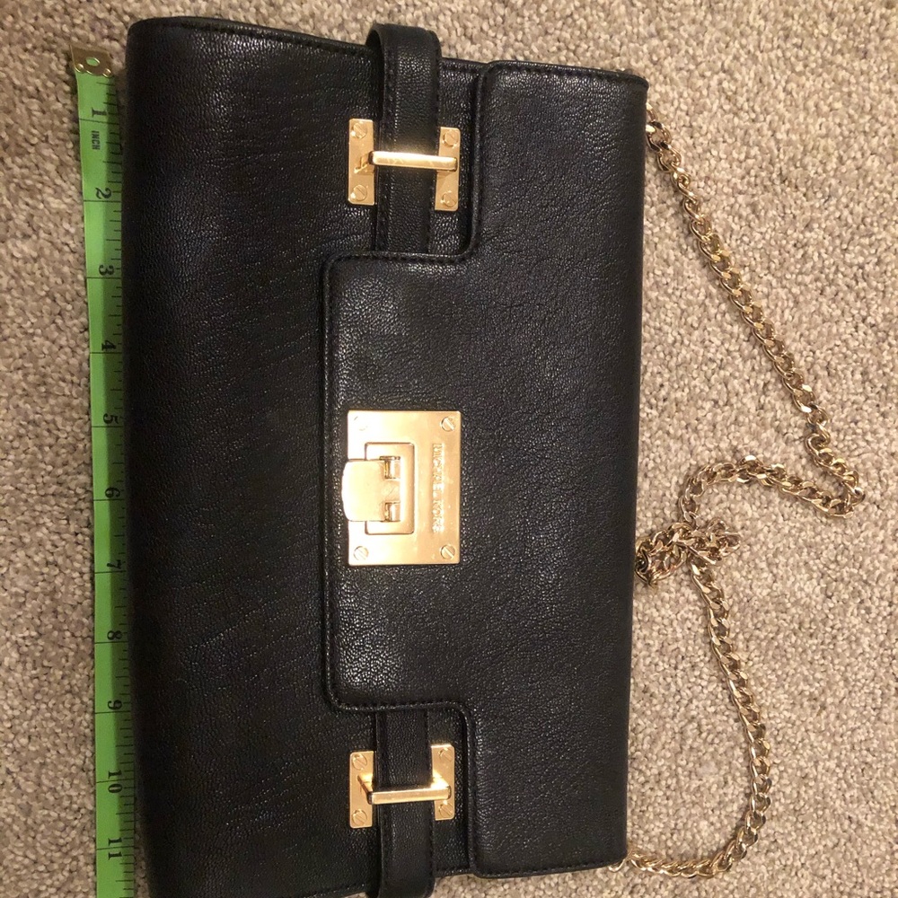 Black Michael kors purse clutch